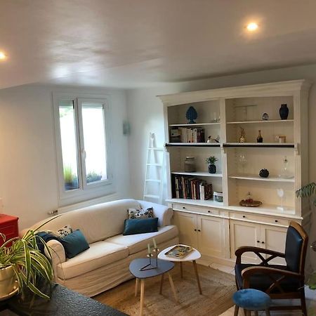 Appartement En Duplex Avec Parking Et Jardinet 博格斯 外观 照片